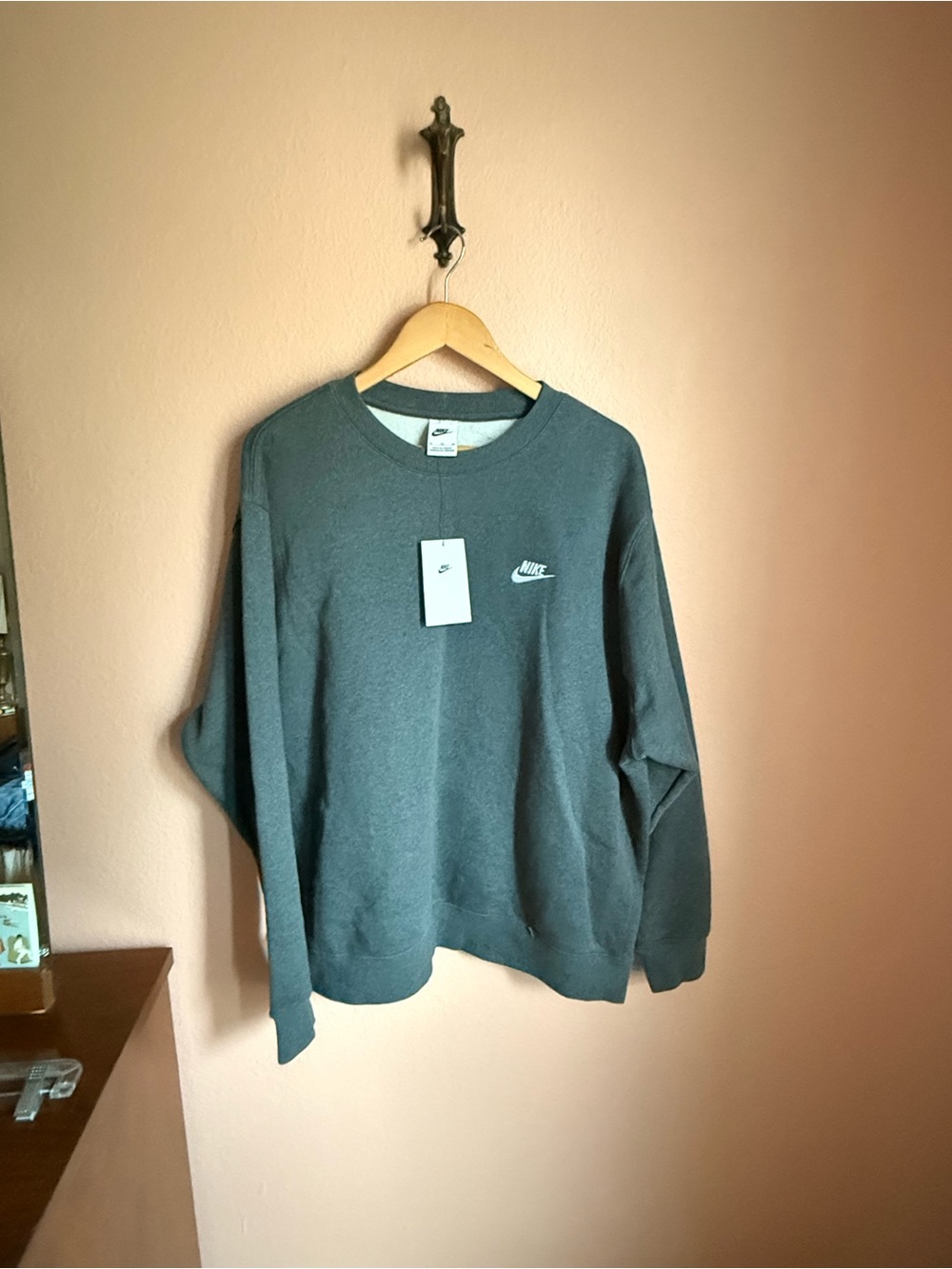 Nike Men's Charcoal Crewneck Sweatshirt XL NWT